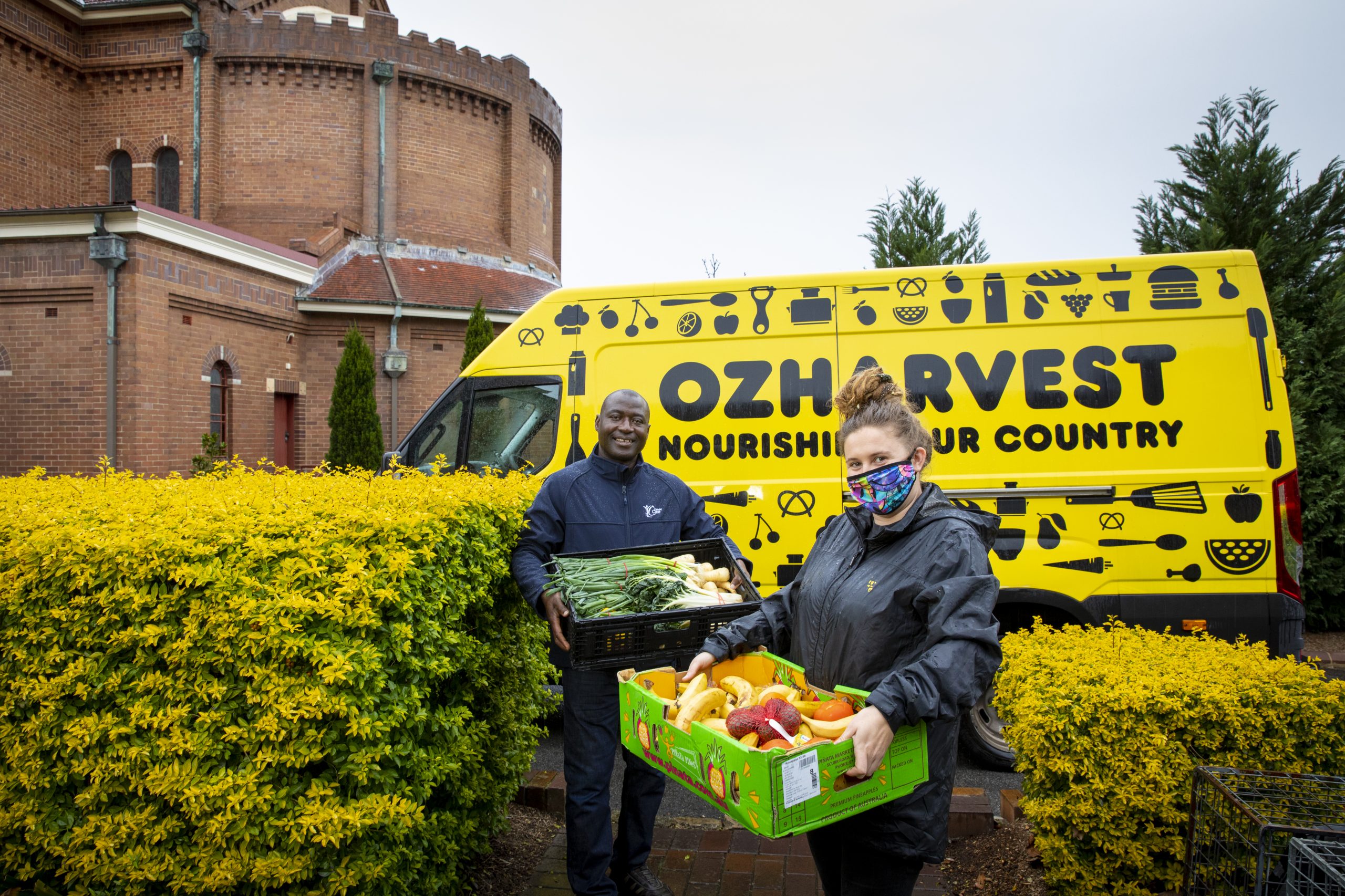 ozharvest-newcastle-delivers-to-charity-dara-scaled-1670934096.jpeg