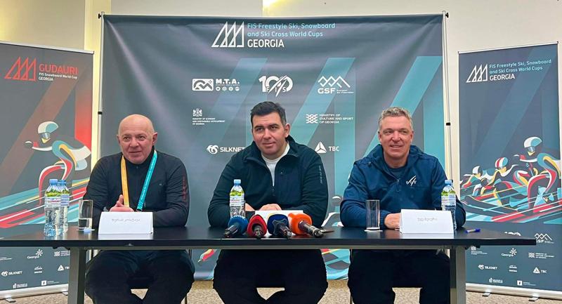 საერთაშორისო სათხილამურო ფედერაციის შეჯიბრის დირექტორი უვე ბეიერი